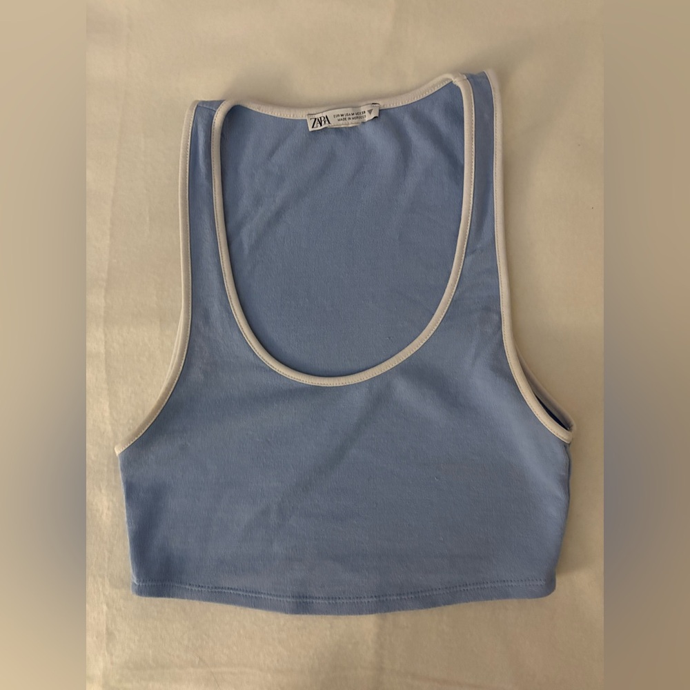2/10 ✨Zara Cropped Tank